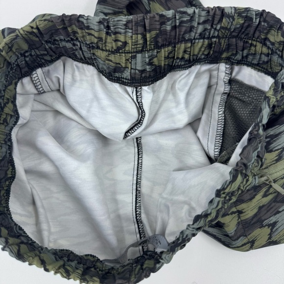 The North Face Women’s running / Workout Shorts Size XS - Picture 6 of 8